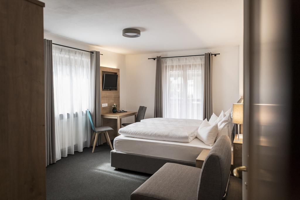 Garni Gruenau Hotel San Martino di Castrozza Buitenkant foto